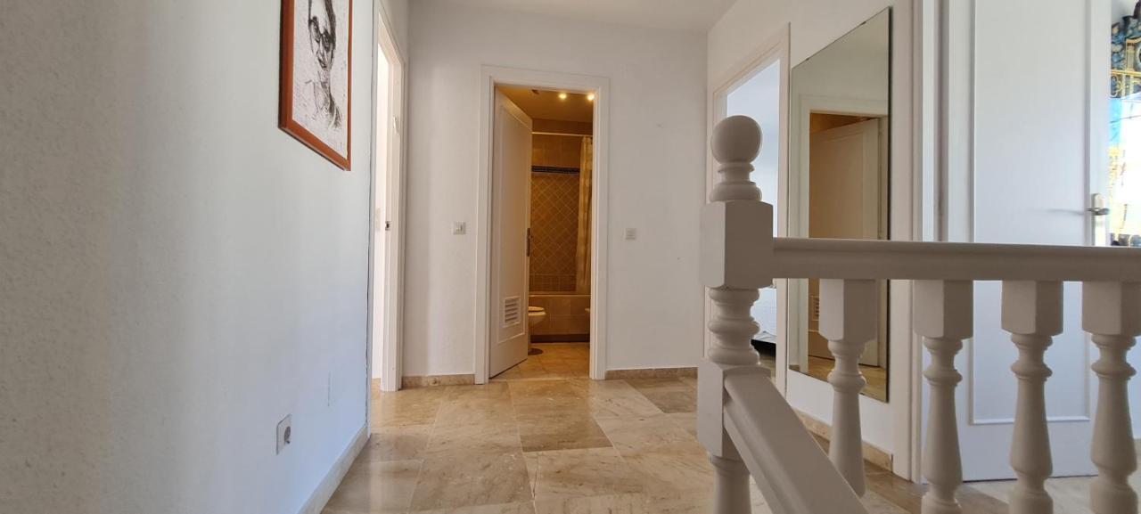 Maison Marbella Proche De La Mer Exterior photo