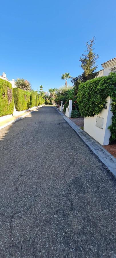 Maison Marbella Proche De La Mer Exterior photo